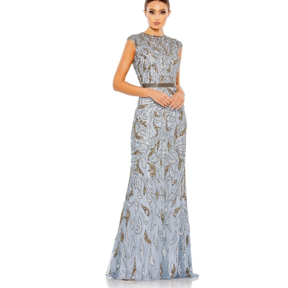 Gorgeous Mac Duggal beaded dress